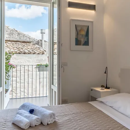 Terrazza Dei Sogni Bed & Breakfast Ragusa Exterior photo