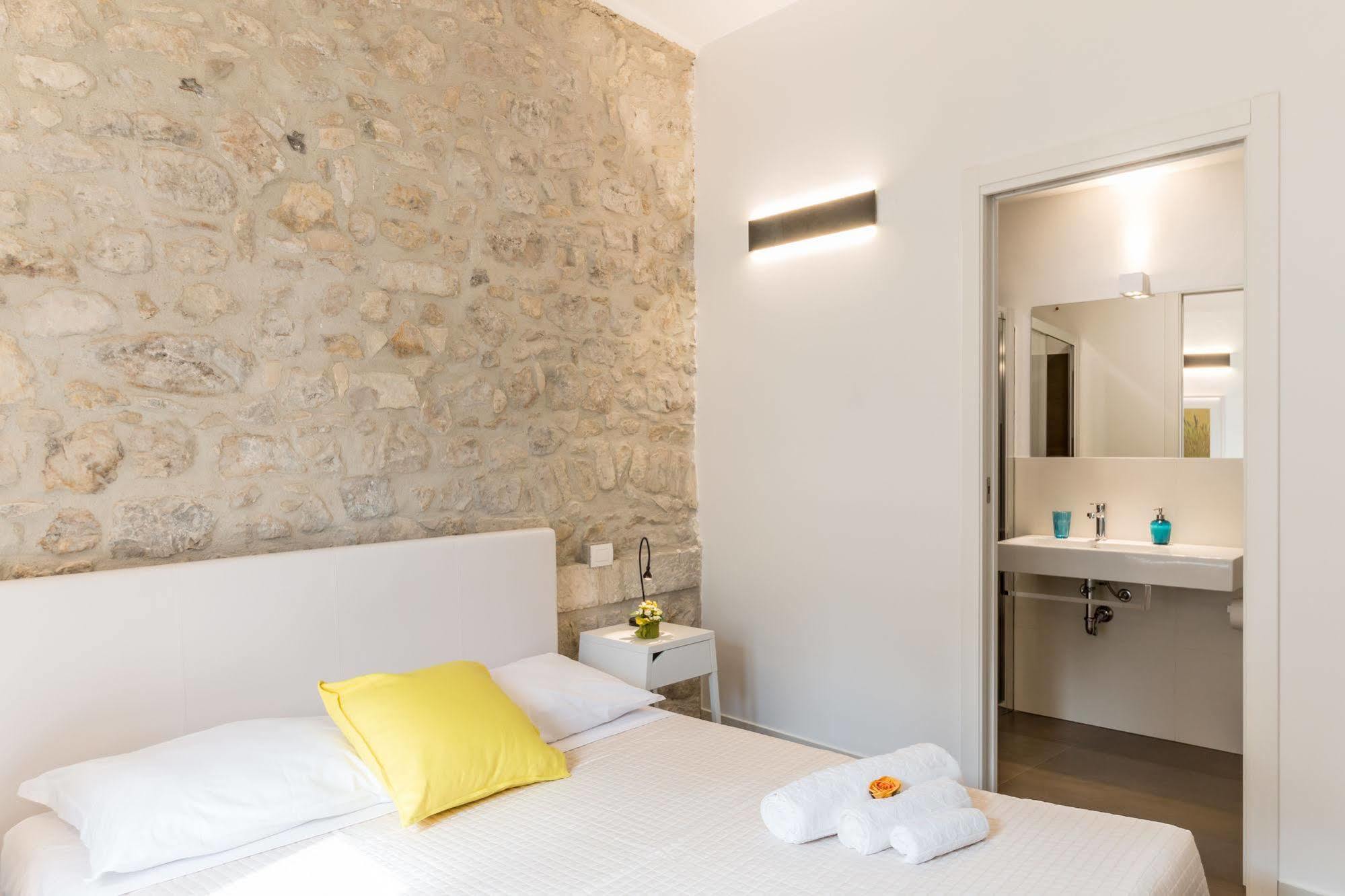 Bed & Breakfast Terrazza Dei Sogni 2*